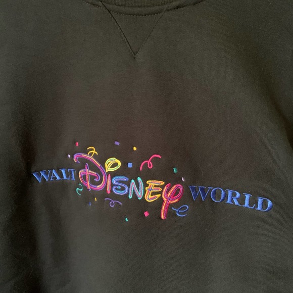 Vintage NWT 90’s Walt Disney World sweatshirt - Picture 3 of 6